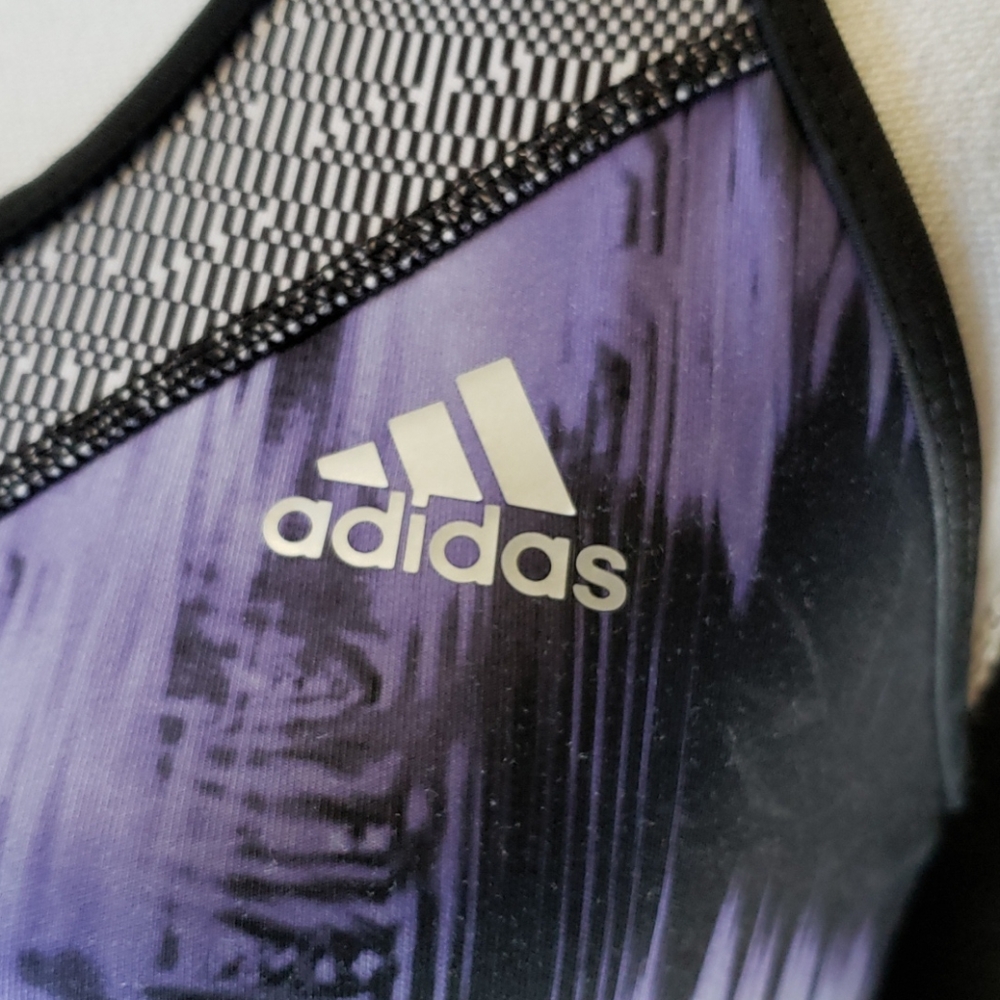 Adidas - Picture 3 of 7